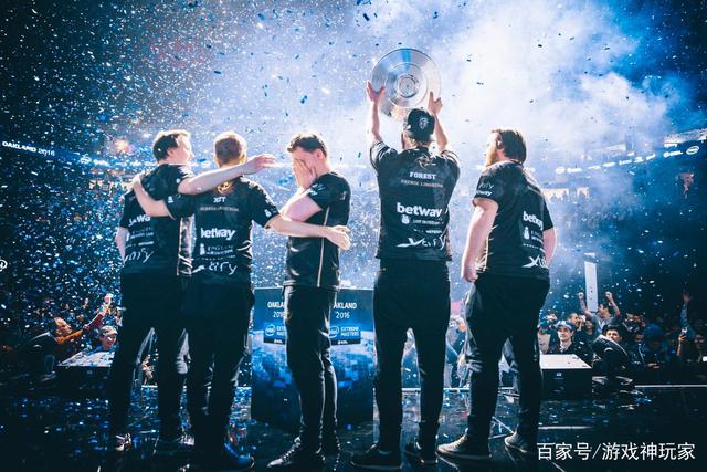 转而盲目改 转而盲目改