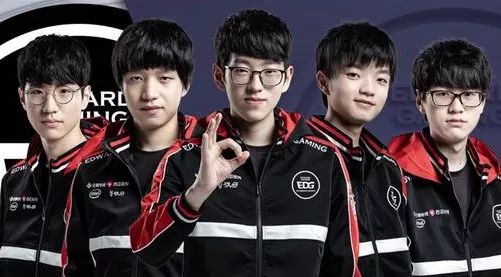 合控球推进 合控球推进